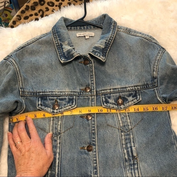 HEARTLOOM Distressed Fringe Denim Jacket Womens Size XS - Picture 10 of 14